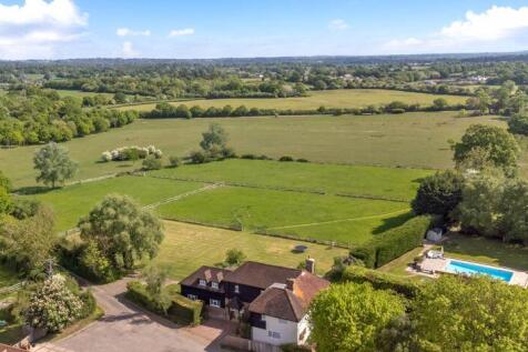Henfield 5 bed detached house for sale