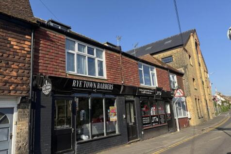 Ferry Road, East Sussex TN31 2 bed apartment for sale