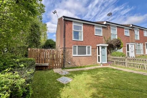 Augustines Way, Haywards Heath, RH16 3 bed house for sale