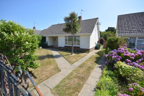 Fontmell Road, Broadstone BH18 3 bed detached bungalow for sale