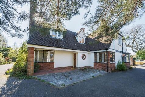 Braintree 4 bed detached house for sale