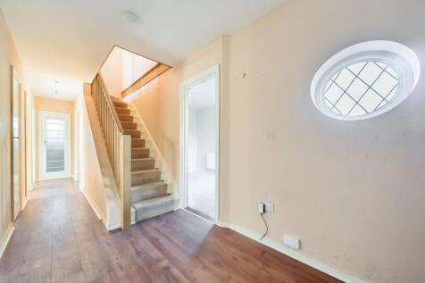 Braintree 4 bed detached house for sale