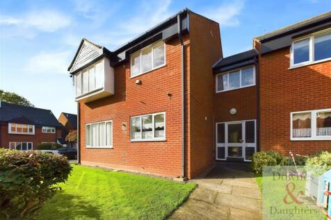 Gledhill Park, Tamworth Road, Lichfield 2 bed flat for sale