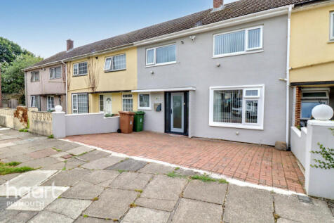 4 bedroom terraced house for sale