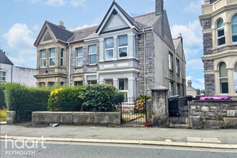 North Road East, Plymouth 7 bed terraced house for sale