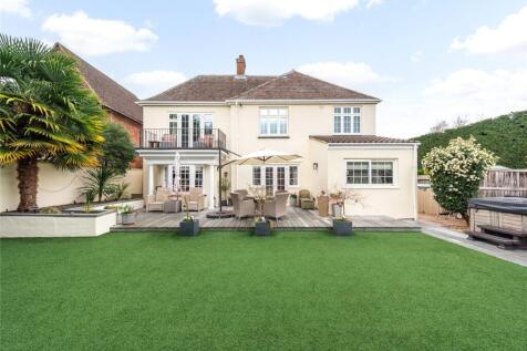 Village Road, Bromham, Bedfordshire... 4 bed detached house for sale