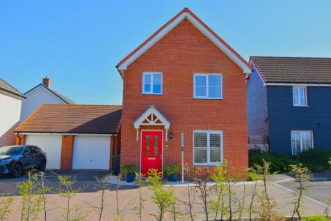 Spitfire Road, Maldon 3 bed detached house for sale