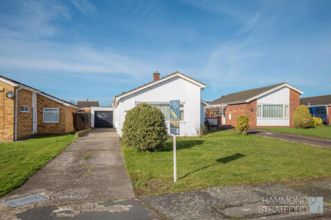 Birch Drive, Attleborough 3 bed detached bungalow for sale