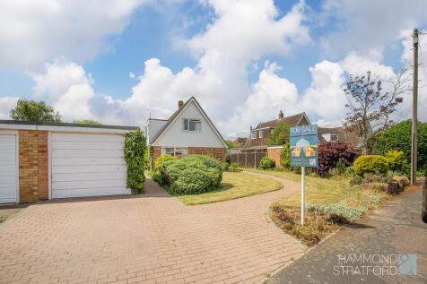 Kent Close, Attleborough 3 bed chalet for sale