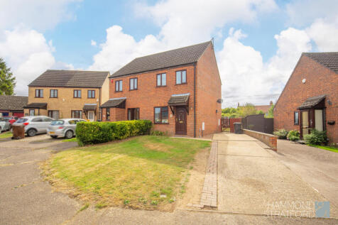 2 bedroom semi-detached house for sale