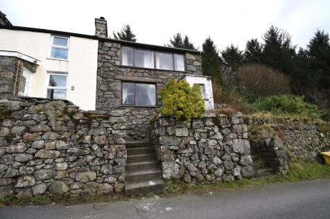 Hafod Ruffydd, Blaenau Ffestiniog 2 bed end of terrace house for sale
