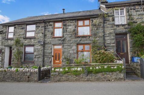 Fronwnion, Trawsfynydd 3 bed terraced house for sale