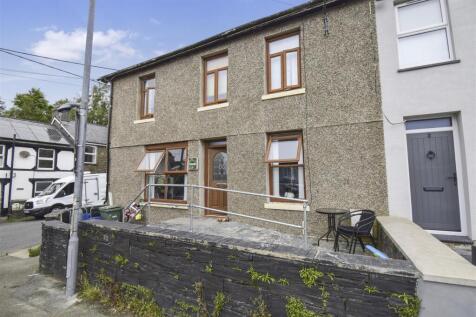 Sun Street, Ffestiniog, Llan Ffestiniog 4 bed end of terrace house for sale