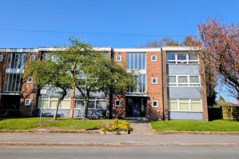 1 bedroom ground floor flat for sale