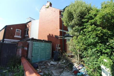 5 bedroom end of terrace house for sale