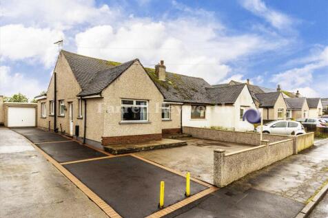 2 bedroom semi-detached bungalow for sale