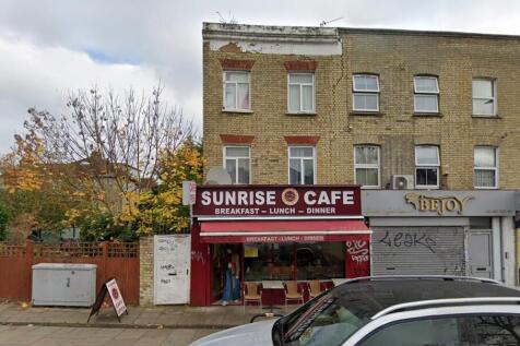 3 bedroom flat for sale