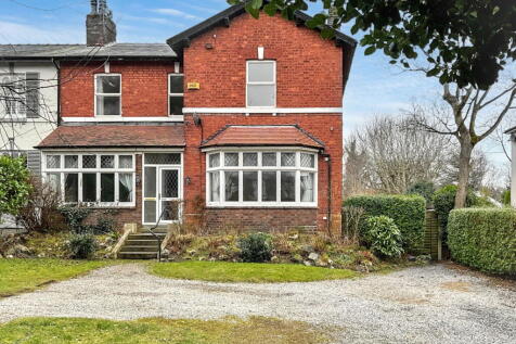 Gloucester Road, Southport PR8 5 bed semi