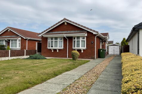 Elswick Green, Southport PR9 2 bed detached bungalow for sale