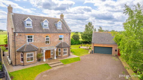 7 bedroom detached house for sale