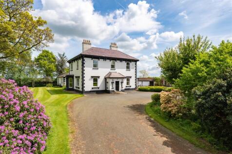 Weston Rhyn, SY10 7LB 6 bed house for sale