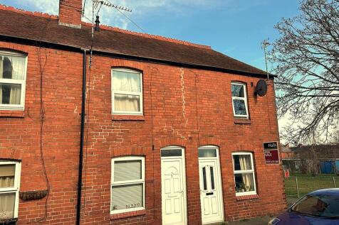 Upper Lord Street, Oswestry, SY11 2 bed end of terrace house for sale
