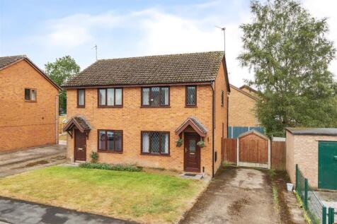 West Felton, Oswestry. 2 bed house for sale