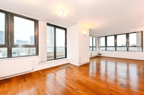 3 bedroom flat for sale