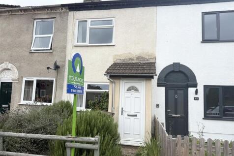 Terraced house for sale