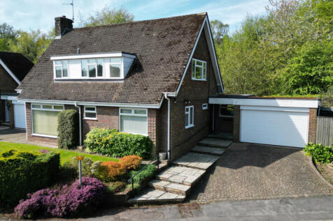 The Garth, Great Missenden, HP16 4 bed detached house for sale