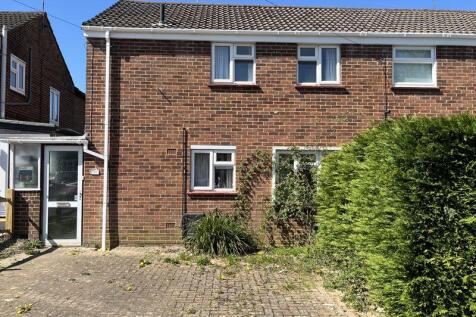 2 bedroom semi-detached house for sale