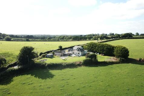 Hatherleigh Road, Okehampton 4 bed bungalow for sale