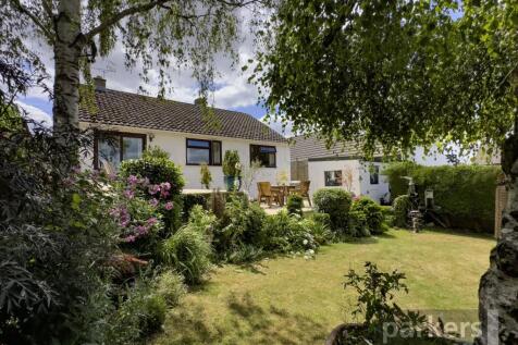 New Yatt Road, North Leigh, Witney... 3 bed bungalow for sale