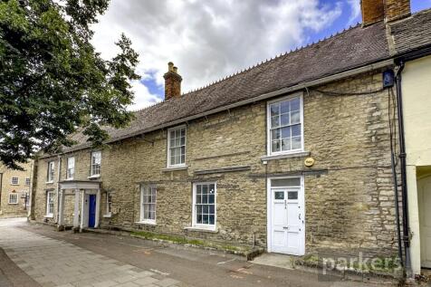 High Street, Witney, Oxfordshire, OX28 Terraced house for sale