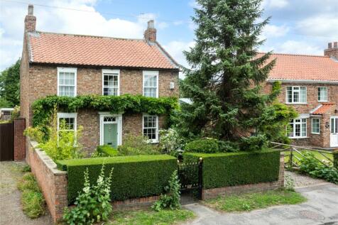 The Village, Stockton on the Forest... 4 bed detached house for sale