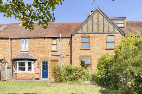 2 bedroom cottage for sale