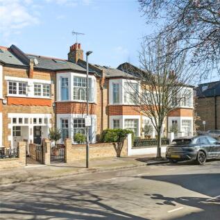 5 bedroom terraced house for sale