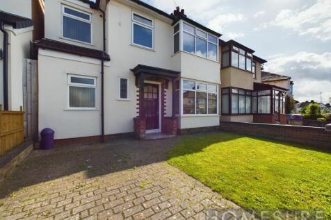 4 bedroom semi-detached house for sale