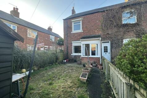 Grey Place, Morpeth 2 bed end of terrace house for sale