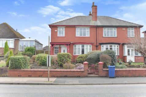 Radcliffe New Road, Whitefield, M45 3 bed semi