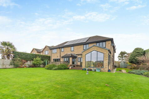 Applehaigh Lane, Notton, Wakefield, WF4 6 bed detached house for sale