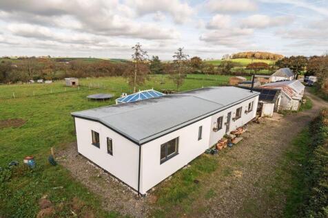 Broadmoor Lane, Okehampton 3 bed property with land for sale