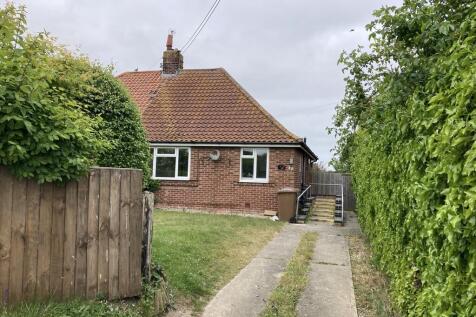 2 bedroom semi-detached bungalow for sale