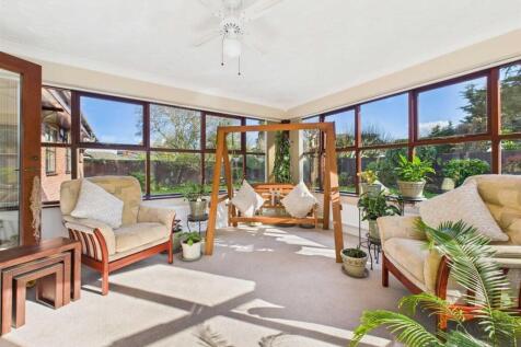 Rochester Close, Kibworth Harcourt... 3 bed detached bungalow for sale