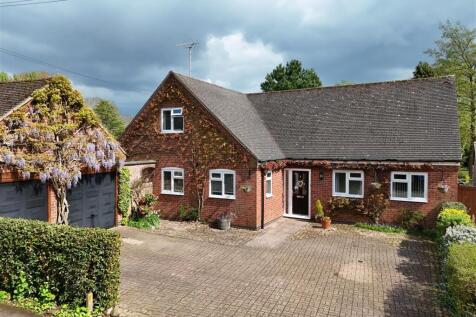 Eastbrook, Peatling Parva, Lutterworth 5 bed detached bungalow for sale