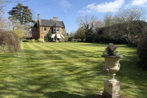 The Old Rectory, Stoke Albany, Market... 6 bed country house for sale