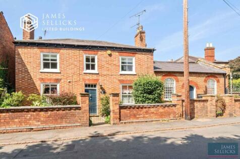Yew Tree House, Saddington... 4 bed detached house for sale