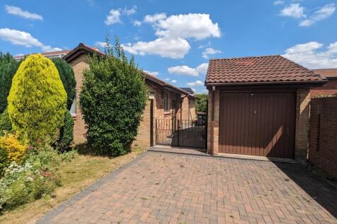 Belvedere Parade, Bramley 2 bed detached bungalow for sale