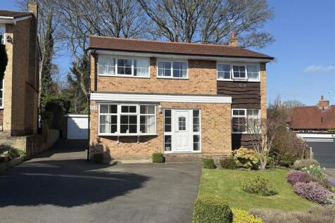 Cheviot Way, Mirfield WF14 4 bed detached house for sale