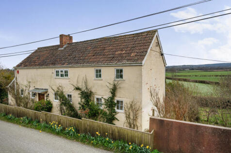 2 bedroom detached house for sale
